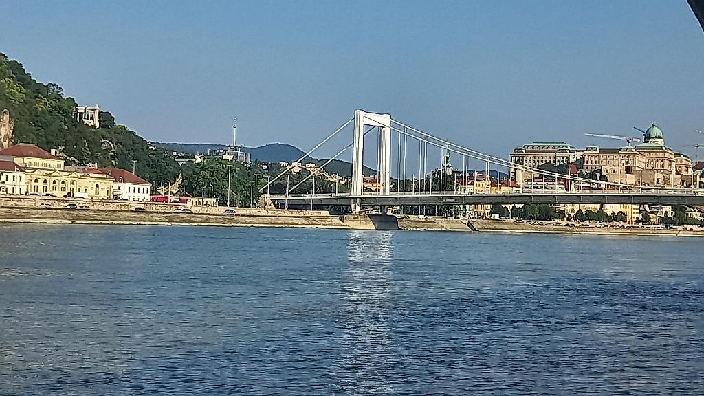 Donau (325)